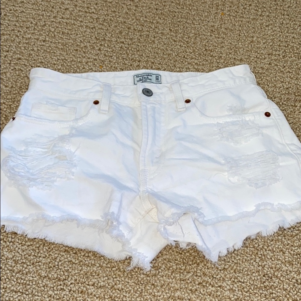 white jean shorts